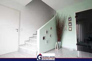 GEORGE JAKOB IMMOBILIEN: Charmantes Einfamilienhaus mit grüner Oase! – Ludwigsburg (Kreis) – Vorschaubild 2