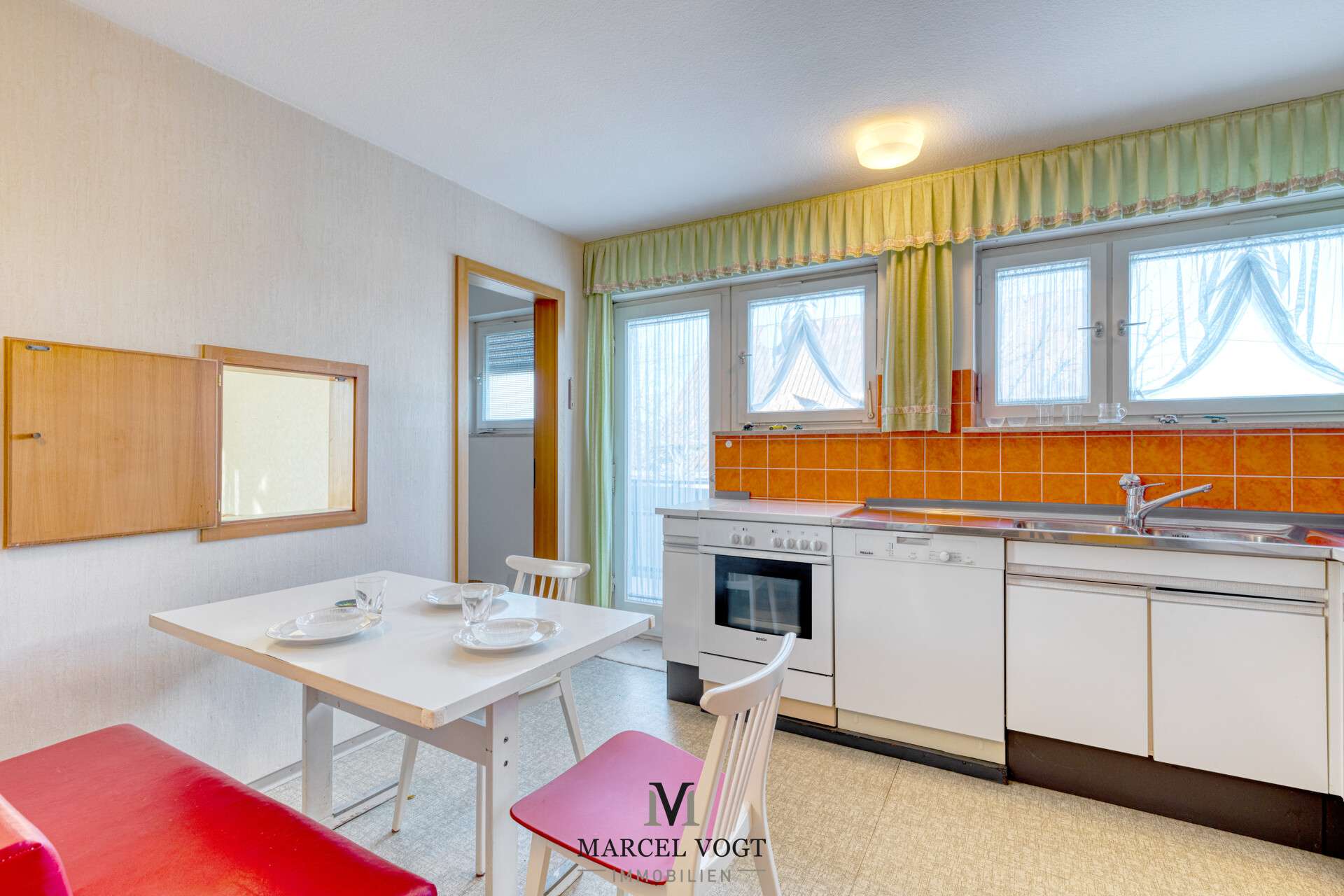 Immobilie in Baltmannsweiler - Perfektes Zuhause für jede Lebensphase -
Wohnraum mit Flexibilität für Familie und Kapitalanlager - Bild 3