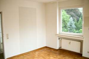 Charmantes Mehrfamilienhaus mit Potenzial in Düsseldorf – Benrode 107, 40597 Benrath, Düsseldorf – Vorschaubild 4