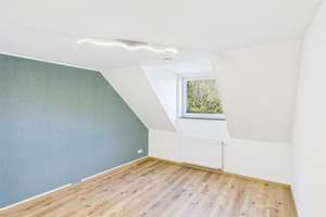 Stilvoll und Lichtdurchflutet: Hochwertig ausgestattete Wohnung mit optimaler Raumaufteilung – Die vollständige Adresse der Immobilie erhältst du vom Anbieter., 45888 Bulmke-Hüllen, Gelsenkirchen – Vorschaubild 8