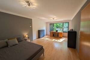 Stilvolles Bauhaus-Juwel in exklusiver Villenlage von Stuttgart-Nord   – Die vollständige Adresse der Immobilie erhältst du vom Anbieter., 70193 Lenzhalde, Stuttgart – Vorschaubild 2