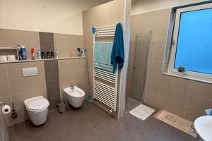 Schöne, geräumige zwei Zimmer Wohnung in Regensburg, Kasernenviertel – 93053 Kasernenviertel, Regensburg – Vorschaubild 9