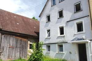Ehemaliges landwirtschaftliches Anwesen mit Gewölbekeller in Stuppach  am Ortsrand gelegen! T – Die vollständige Adresse der Immobilie erhältst du vom Anbieter., 97980 Bad Mergentheim – Vorschaubild 1