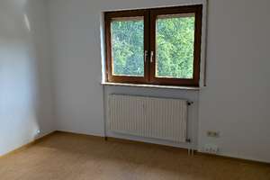 4-Zimmer-Dachgeschoss-Wohnung mit herrlichem Ausblick in Zell a. H./Unterharmersbach – Die vollständige Adresse der Immobilie erhältst du vom Anbieter., 77736 Zell am Harmersbach – Vorschaubild 10