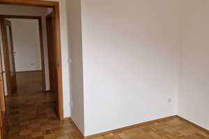 Günstiges, gepflegtes 5,5-Raum-Einfamilienhaus mit EBK in Gründau-Rothenbergen – Main-Kinzig-Kreis – Vorschaubild 7