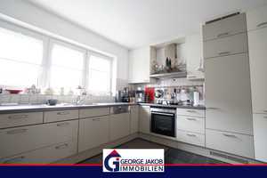 GEORGE JAKOB IMMOBILIEN: Charmantes Einfamilienhaus mit grüner Oase! – Ludwigsburg (Kreis) – Vorschaubild 3
