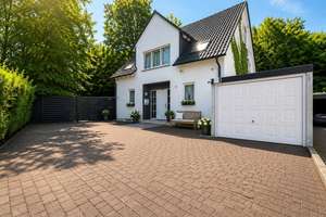 Stilvolle Familienvilla mit außergewöhnlichem Raumangebot!