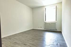 Kleine Wohnung Nähe Messe- Daglfing Rennbahn / Riem  -LEER – Martin- Empl- Ring 10, 81829 Trudering-Riem (Ortsteil), München – Vorschaubild 2