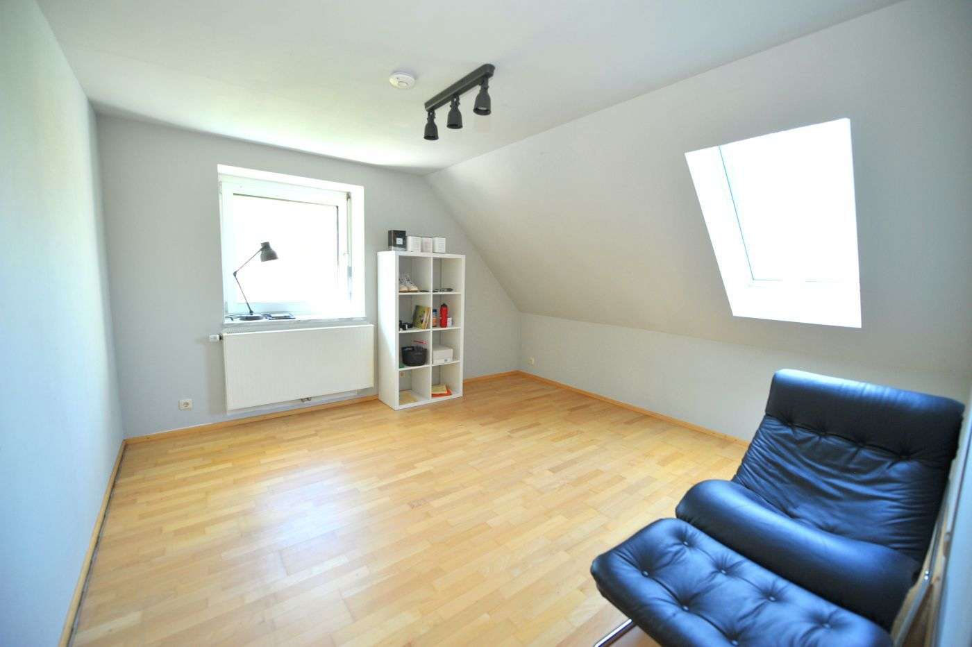 Immobilie in Laugna - Historie trifft Moderne – exklusives Anwesen mit hochwertig ausgebauten Einheiten - Bild 2