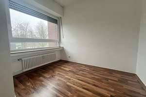 Großzügige 4-Zimmer-Wohnung im Essener Süden! – Jacobsallee 4, 45239 Heidhausen, Essen – Vorschaubild 12