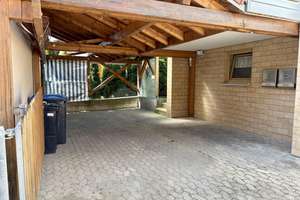 Großes Zweifamilienhaus mit Carport und Doppelgarage!  – Die vollständige Adresse der Immobilie erhältst du vom Anbieter., 73337 Bad Überkingen – Vorschaubild 2