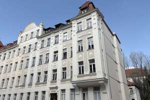 Charmante 1-Zimmer-Dachgeschosswohnung im Denkmal – Ruhige Wohnlage in der Leipziger Südvorstadt – Die vollständige Adresse der Immobilie erhältst du vom Anbieter., 4275 Südvorstadt, Leipzig – Vorschaubild 4