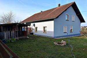 Gepflegtes Einfamilienhaus in wunderschöner Lage mit Traumaussicht – Die vollständige Adresse der Immobilie erhältst du vom Anbieter., 93149 Nittenau – Vorschaubild 4