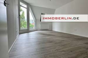 IMMOBERLIN.DE - Sonnige Wohnung mit Südloggia in attraktiver Lage – Die vollständige Adresse der Immobilie erhältst du vom Anbieter., 13587 Hakenfelde, Berlin – Vorschaubild 2