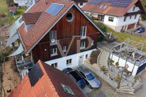 Stilvolles Zweifamilienhaus mit Einliegerwohnung und Raum für neue Lebensgeschichten – Die vollständige Adresse der Immobilie erhältst du vom Anbieter., 85301 Schweitenkirchen – Vorschaubild 2
