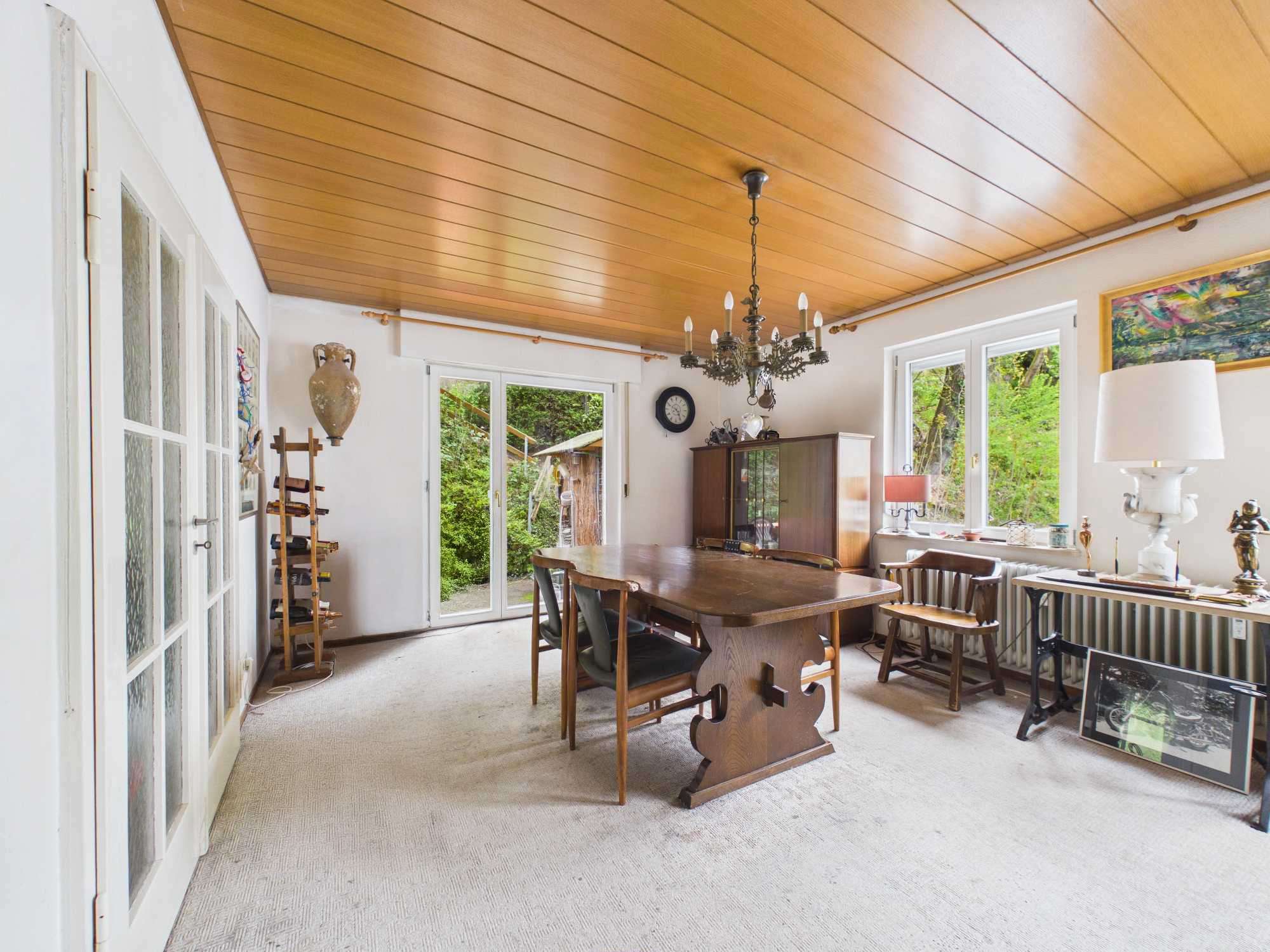 Ihr neues Zuhause, zentral und idyllisch – 4 Zimmer mit Garten, Terrasse und 2 Balkonen, Stuttgart – Bild 1