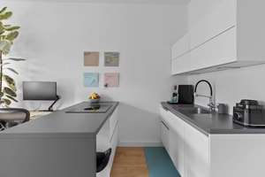 Möblierte 2-Zimmer-Wohnung in Weißensee (Grenze Prenzlauer Berg). Befristet 2-3 Monate ab 01.03 – Die vollständige Adresse der Immobilie erhältst du vom Anbieter., 13086 Weißensee, Berlin – Vorschaubild 4