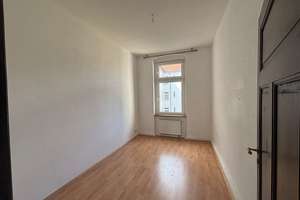 Altbauwohnung mit Balkon, Stuck und vielseitigem Grundriss|Tageslichtbad|Balkon|Gäste-WC – Ackerstr. 17 c, 39112 Leipziger Straße, Magdeburg – Vorschaubild 11