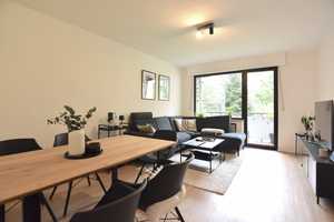Schöne, ruhige,  2 Zimmer Wohnung mit moderner  Einbauküche direkt am Stadtgarten – Krefeld – Vorschaubild 2