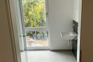Helle 2 Zimmer mit Loggia im Neubau, Einbauküche, Parkett, Tagelichtbad mit Walk-In-Dusche, Aufzug – Hildesheimer Straße 452, 30519 Wülfel, Hannover – Vorschaubild 6