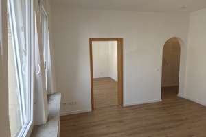  3-ZIMMER-WOHNUNG IN ZUFFENHAUSEN  – Stockheimer Straße 20, 70435 Zuffenhausen-Mitte, Stuttgart – Vorschaubild 2