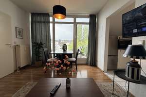 Vollständig möbliert inkl. WLAN, TV & Strom. Wohnung mit großer Terrasse in Poppelsdorf – Sebastianstrasse 28, 53115 Poppelsdorf, Bonn – Vorschaubild 3