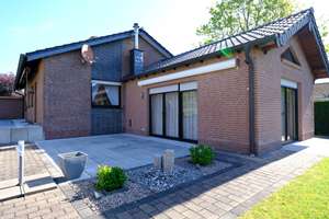 Im schönen Reichswalde: ein ruhig gelegener Bungalow mit angebautem Wohnzimmer, Keller und Garage – Eichenwinkel 1, 47533 Kleve – Vorschaubild 32