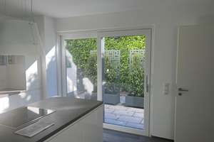 Schönes großes Haus in ruhiger Lage und ab sofort Bezug möglich...