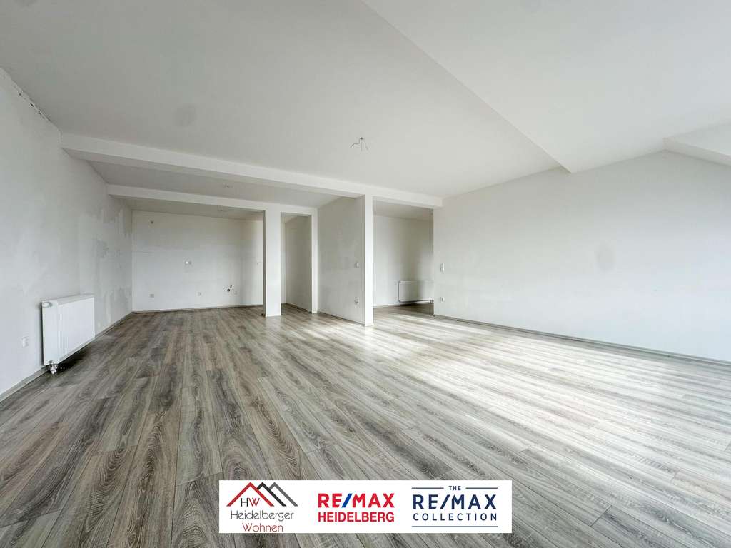 Immobilie in Weisenheim am Sand - Großzügig wohnen über den Dächern von Weisenheim – mit sonniger Dachterrasse - Bild 1