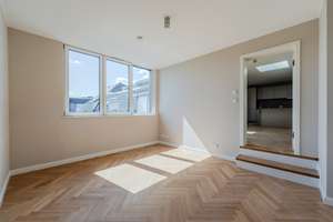 Zuhause mit 3,5 Zimmern und Penthouse-Charakter in Prenzlauer Berg – Winsstraße 24, 10405 Prenzlauer Berg, Berlin – Vorschaubild 8