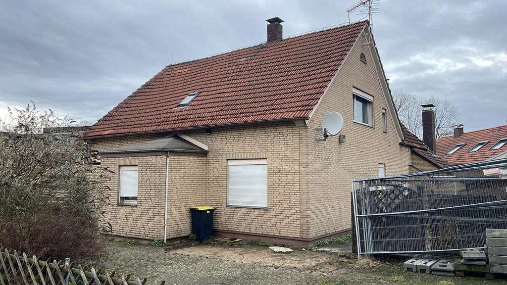 Immobilie in Leopoldshöhe - Exklusive Lage von Leopoldshöhe schönes Einfamilienhaus - Bild 1