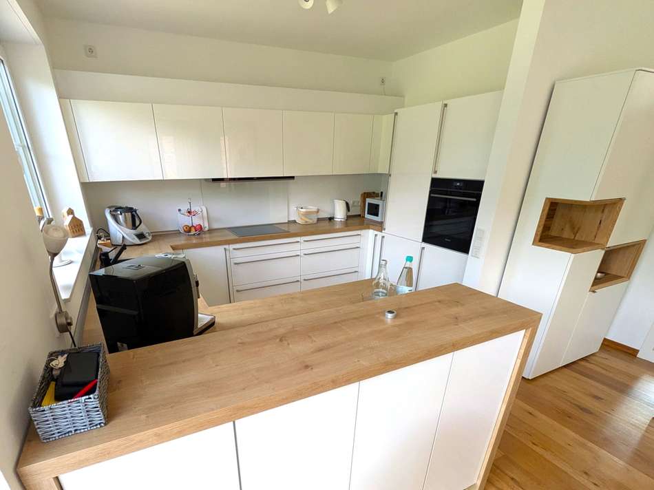 Die helle und freudliche Küche