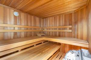 Wohnen mit Privatsphäre – Stilvoller Atrium-Bungalow in Hamburg-Sasel – Die vollständige Adresse der Immobilie erhältst du vom Anbieter., 22393 Sasel, Hamburg – Vorschaubild 10