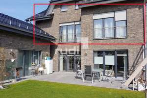 "Schöne, große 4-Zimmer-Wohnung im 1. Obergeschoss mit Kamin in Paderborn-Schloß Neuhaus, Bj. 2015 – Die vollständige Adresse der Immobilie erhältst du vom Anbieter., 33104 Schloß Neuhaus, Paderborn – Vorschaubild 14