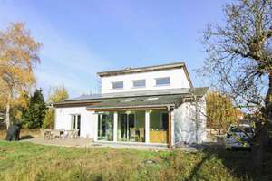 Energieeffizienzklasse A+: Massives EFH (Baujahr 2016) in gefragter Lage von Französisch Buchholz