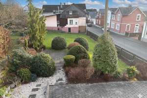 VR Immo: Charmantes Einfamilienhaus mit modernem Anbau aus dem Jahr 2000 – Die vollständige Adresse der Immobilie erhältst du vom Anbieter., 57080 Niederschelden, Siegen – Vorschaubild 4