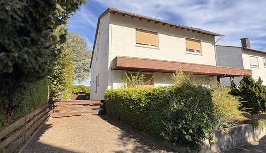 Bild von Einfamilienhaus mit Einliegerwohnung in Dreieich Götzenhain