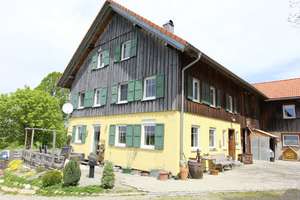 Traumhaft schöne Bauernhof-Hälfte mit herrlicher Fernsicht! – Die vollständige Adresse der Immobilie erhältst du vom Anbieter., 88145 Hergatz – Vorschaubild 10