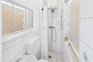 Charmantes Mehrfamilienhaus mit Potenzial und flexiblen Nutzungsmöglichkeiten! – Die vollständige Adresse der Immobilie erhältst du vom Anbieter., 70327 Untertürkheim (Ortsteil), Stuttgart – Vorschaubild 16