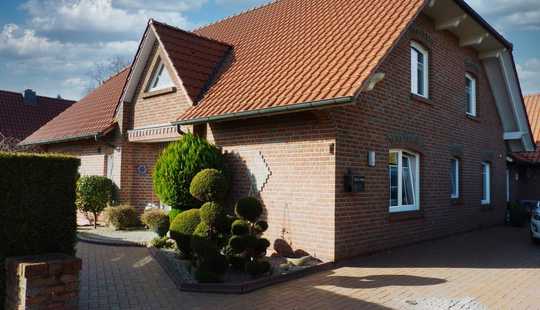 Bild von Großheide: Großes Einfamilienhaus in ruhiger Lage