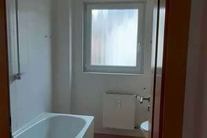 Gemütliche, gepflegte 3-Zimmer Dachgeschosswohnung in Wiesbaden Nordost – Die vollständige Adresse der Immobilie erhältst du vom Anbieter., 65195 Nordost, Wiesbaden – Vorschaubild 8