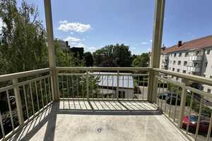 Hell und geräumig mit Balkon – Charlottenstraße 56, 14467 Potsdam – Vorschaubild 12
