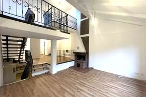 Frisch modernisiertes Reihenendhaus mit Einbauküche, Kamin und Garage – Traunsteiner Straße 2, 65205 Delkenheim, Wiesbaden – Vorschaubild 3
