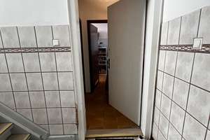 Altbau 1 Zimmer Wohnung mit separater Küche und Gemeinschaftsgarten – Die vollständige Adresse der Immobilie erhältst du vom Anbieter., 42115 Elberfeld West, Wuppertal – Vorschaubild 11