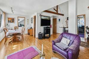 Helle 3-Zimmer-Dachgeschosswohnung in zentraler Lage von Remscheid