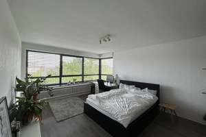 Alltagstaugliche 4-Zimmer-Wohnung mit Balkon in Bielefeld – Alfred-Bozi-Straße 18, 33602 Mitte, Bielefeld – Vorschaubild 2