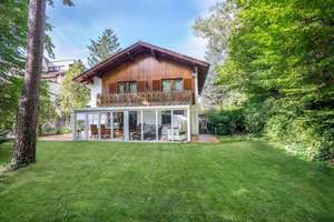 Leben am Park. Einfamilienhaus in absolut ruhiger Lage.