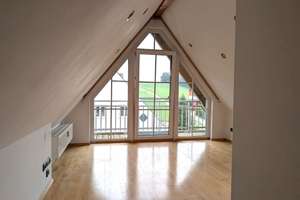 Großzügige 6-Zimmer-Maisonette mit Garten und Pool - Wohnen auf zwei Etagen wie im eigenen Haus