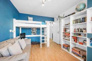 Property thumbnail 11