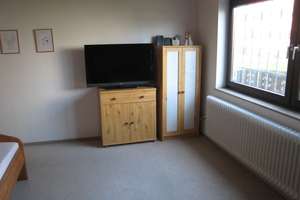 *Idylisch gelegenes Einfamilienhaus mit ELW + Doppelgarage in unverbauter top Randlage mit Aussicht* – Die vollständige Adresse der Immobilie erhältst du vom Anbieter., 72768 Altenburg, Reutlingen – Vorschaubild 38